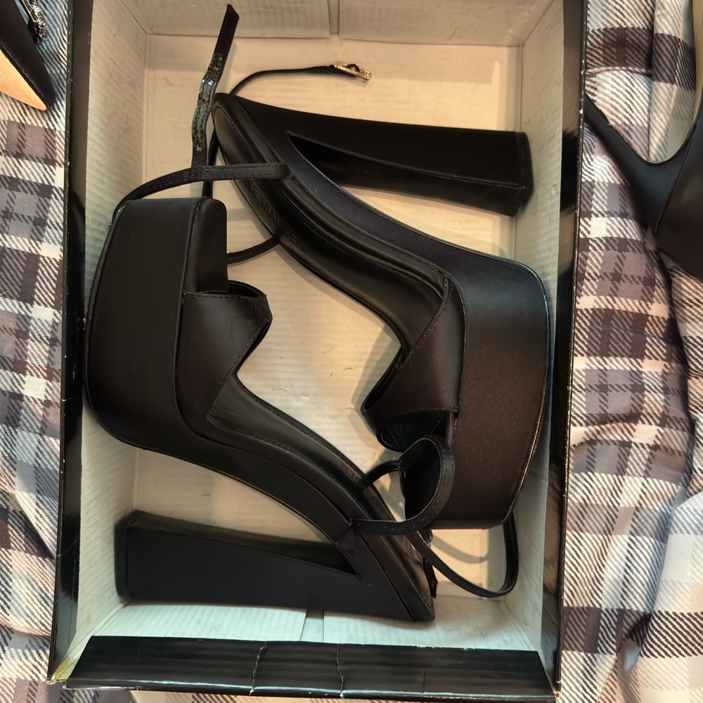 Steve Madden Black Platform Heels